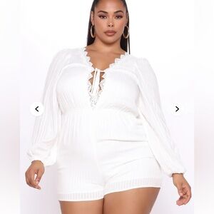 Fashion Nova White Ryan Lace Romper Size 1XL NWT